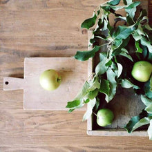 Load image into Gallery viewer, PACK VINTAGE FRENCH BREAD BOARD